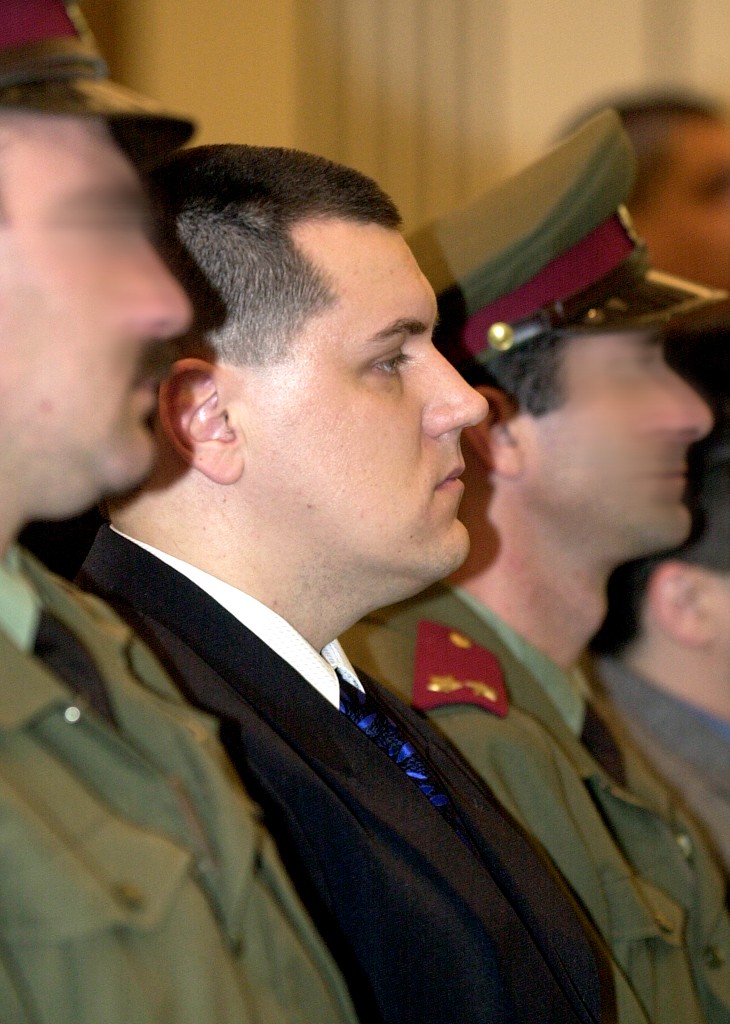 Mikuláš Černák na Najvyššom súde v roku 2000